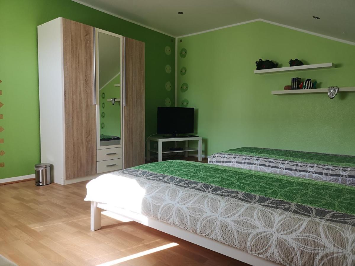 Ferienwohnung "In De Uehl" ヒュルトゲンヴァルト エクステリア 写真